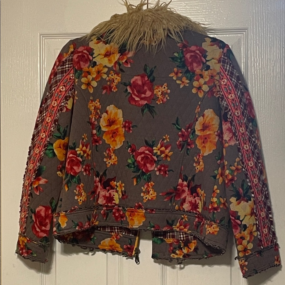 Ivy Jane Floral Bomber Jacket with Faux Fur Collar and Plaid Accents - Picture 6 of 10